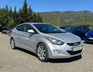 Hyundai Elantra Limited