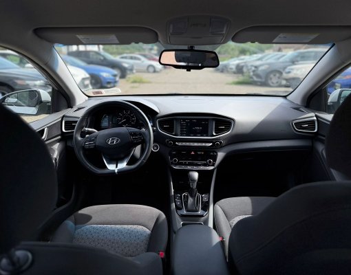 Хюндай Ионик