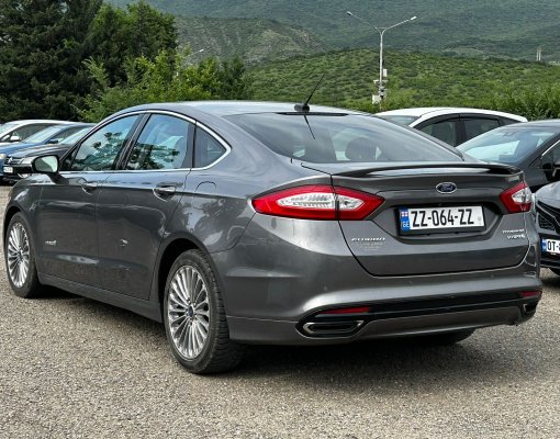 Форд Фьюжн Титан