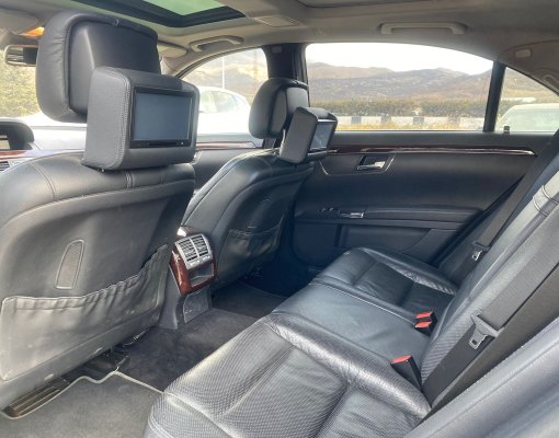 Мерседес-Бенц С 550